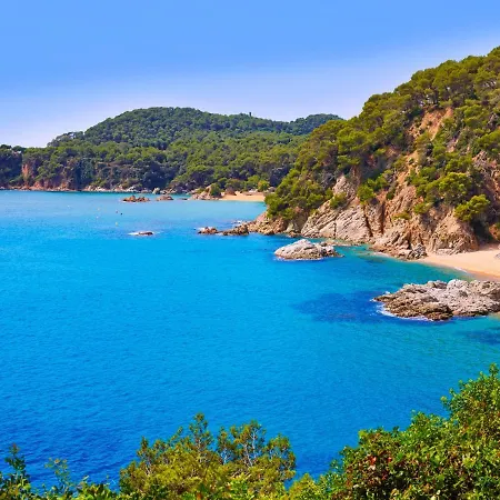 Fenals Beach شقة *